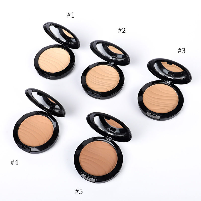 OIL - CONTROLLING PRESSED FACE POWDER WITH PUFF